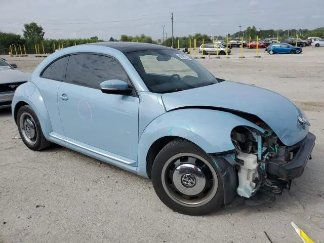 2013 VOLKSWAGEN BEETLE   