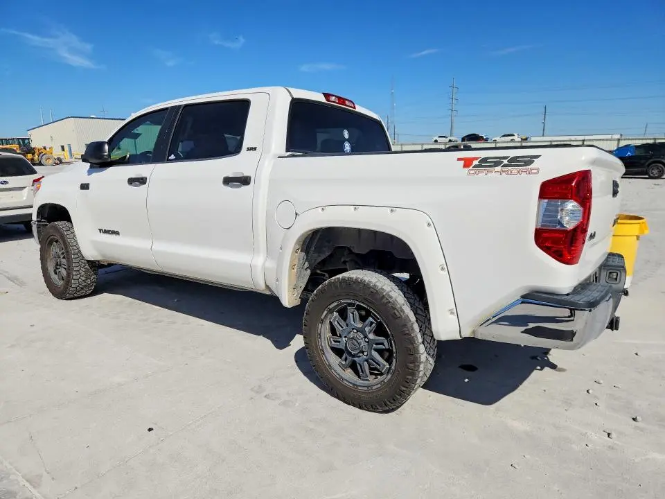 2015 TOYOTA TUNDRA SR5  