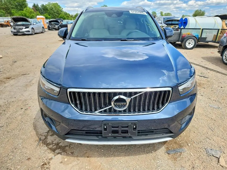 2019 VOLVO XC40 T5 INSCRIPTION  