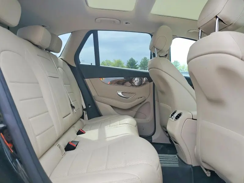 2017 MERCEDES-BENZ GLC 300 4MATIC  