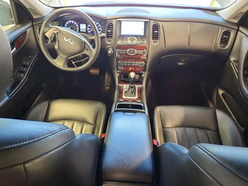 2016 INFINITI QX50 BASE  