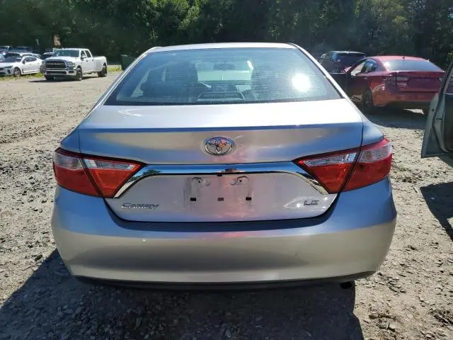 2016 TOYOTA CAMRY LE  