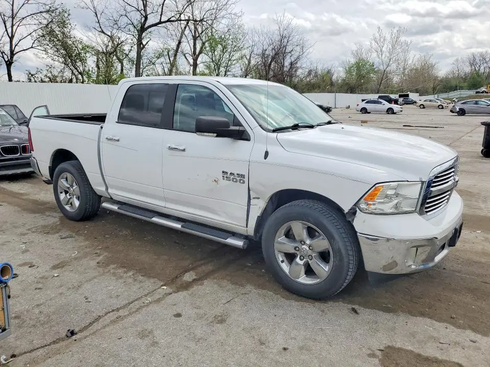 2014 RAM 1500 SLT  