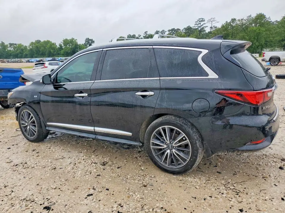 2020 INFINITI QX60 LUXE  