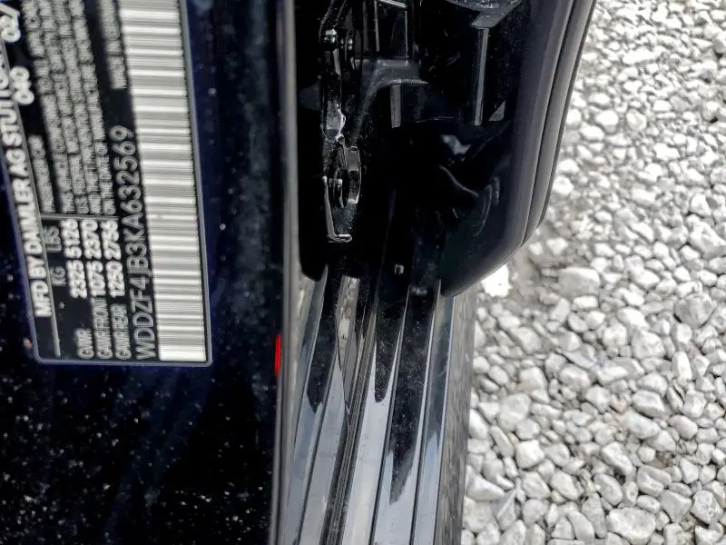 2019 MERCEDES-BENZ E 300  