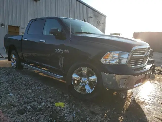 2016 RAM 1500 SLT  
