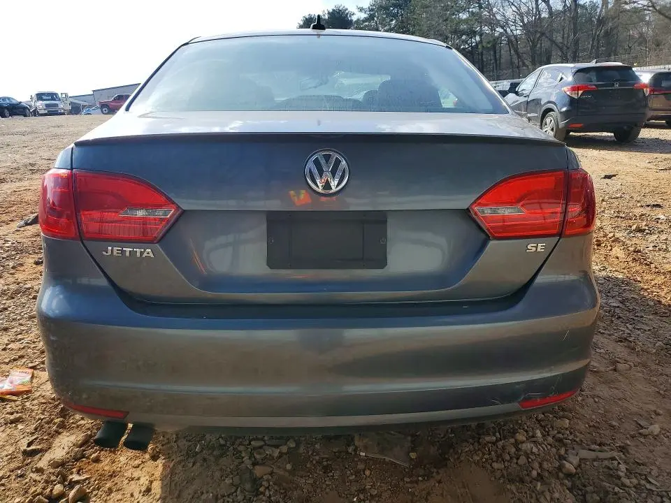 2014 VOLKSWAGEN JETTA SE  