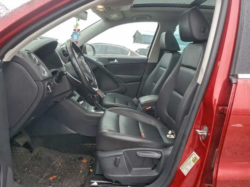 2014 VOLKSWAGEN TIGUAN S  