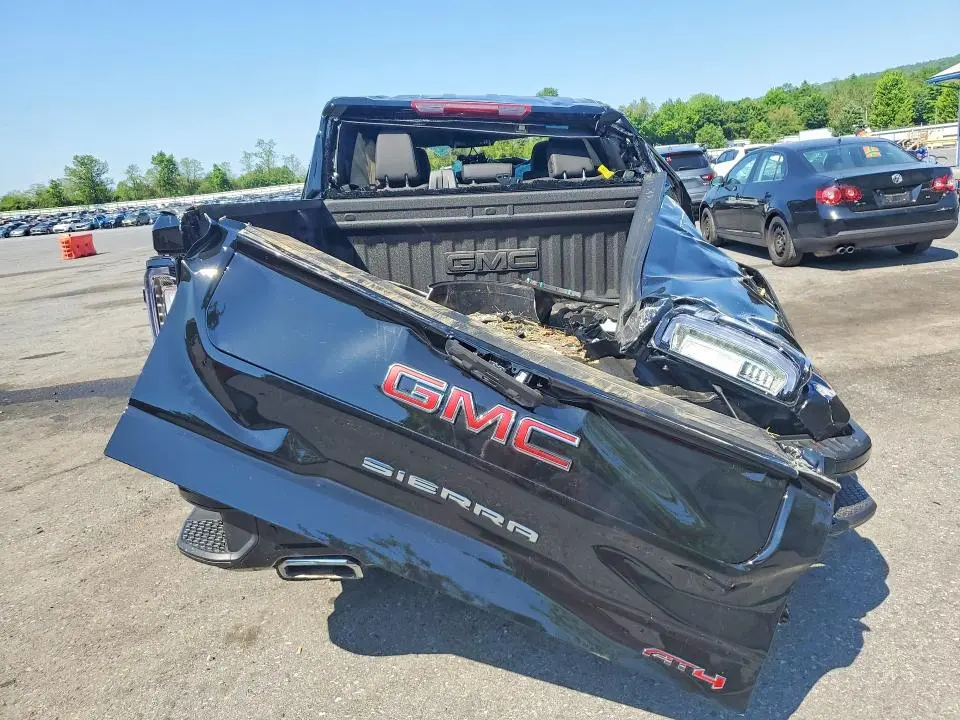 2026 GMC SIERRA K1500 AT4  