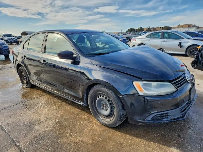 2012 VOLKSWAGEN JETTA BASE  