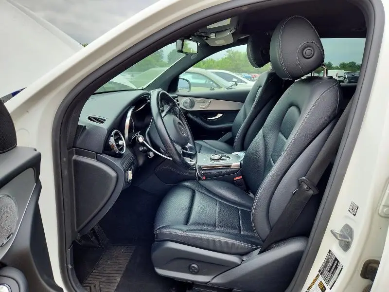 2019 MERCEDES-BENZ GLC 350E  