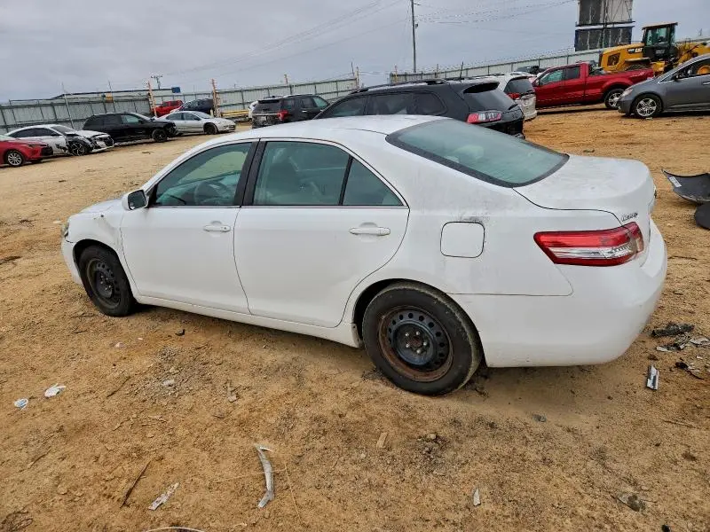 2011 TOYOTA CAMRY BASE  