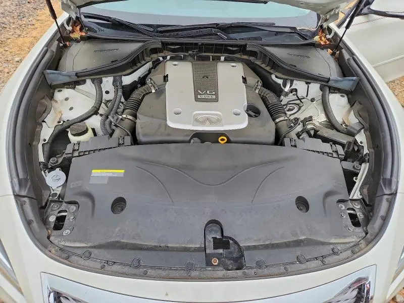 2019 INFINITI Q70 3.7 LUXE  