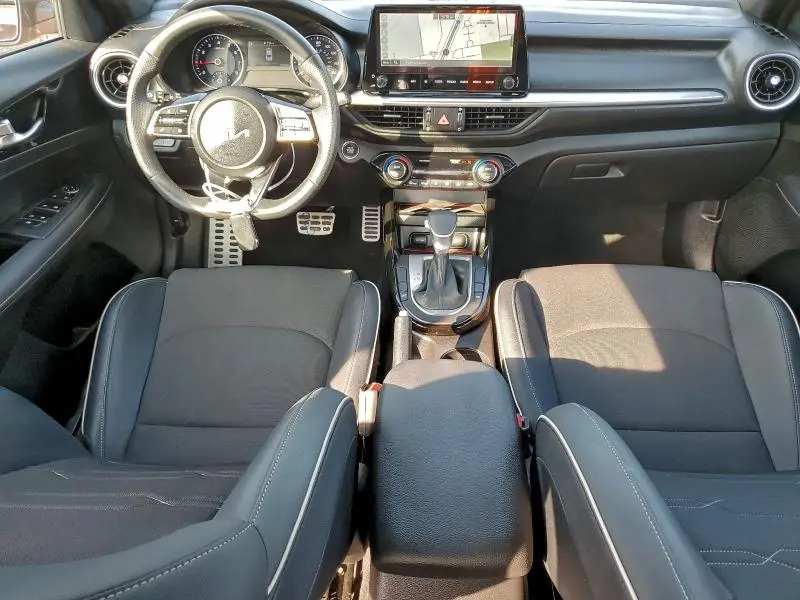 2023 KIA FORTE GT LINE  