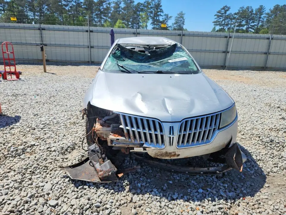 2010 LINCOLN MKZ   