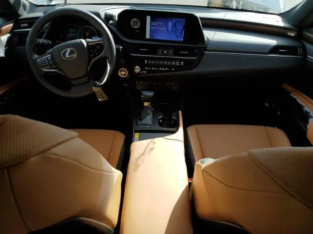 2025 LEXUS ES 300H BASE  