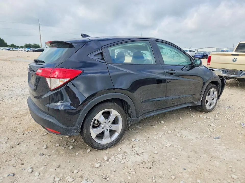 2021 HONDA HR-V LX  