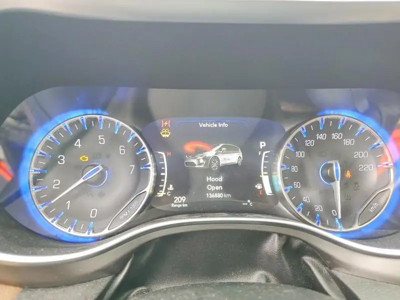 2017 CHRYSLER PACIFICA LIMITED  