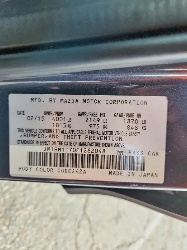 2015 MAZDA 3 SV  