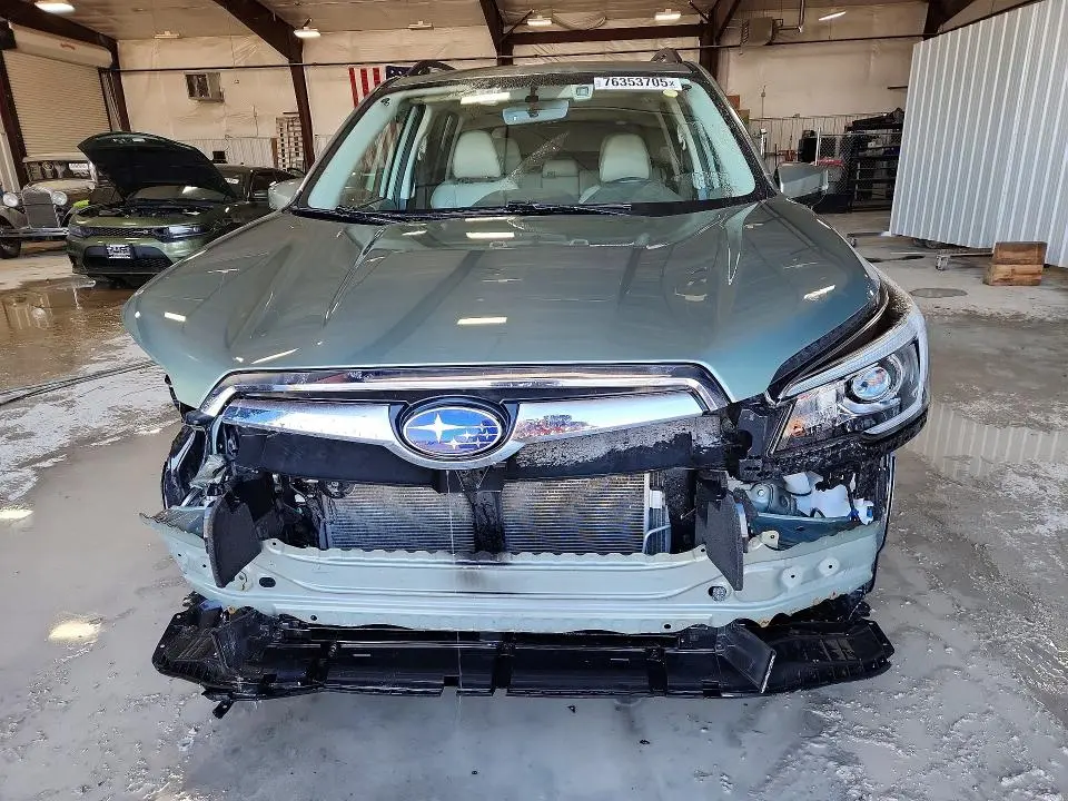 2019 SUBARU FORESTER LIMITED  