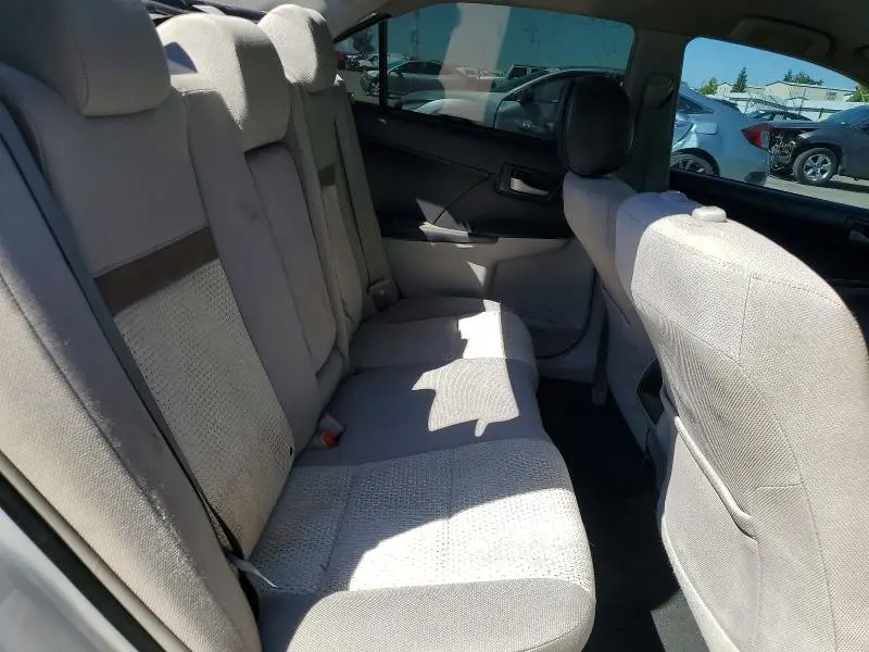 2012 TOYOTA CAMRY LE  