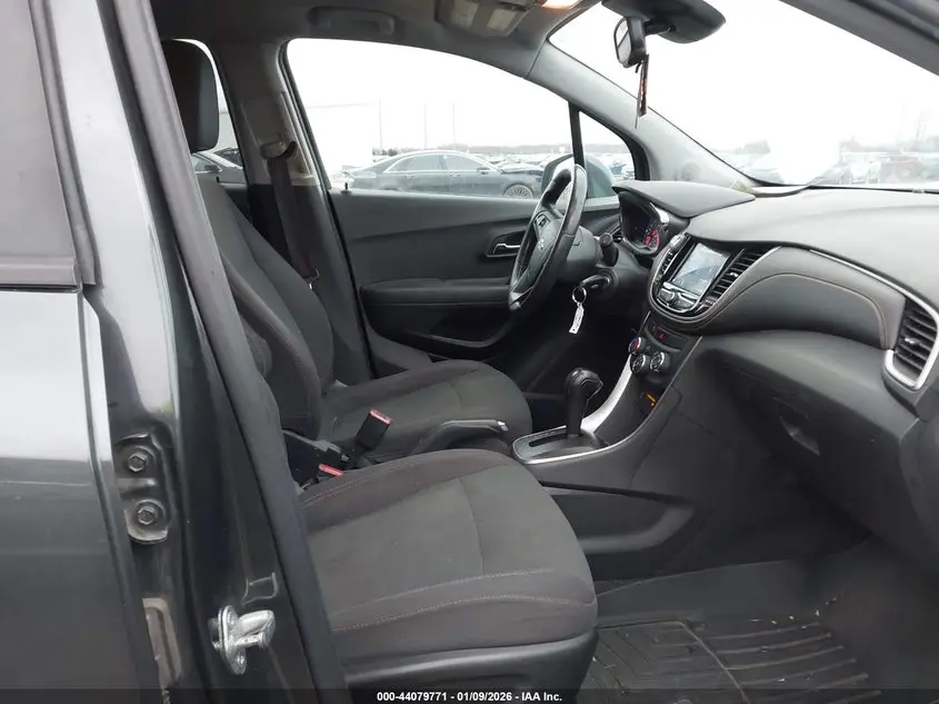 2020 CHEVROLET TRAX FWD LS