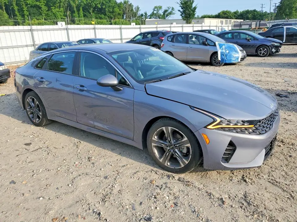 2022 KIA K5 LXS  
