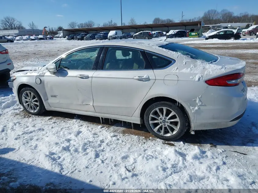 2018 FORD FUSION ENERGI SE LUXURY