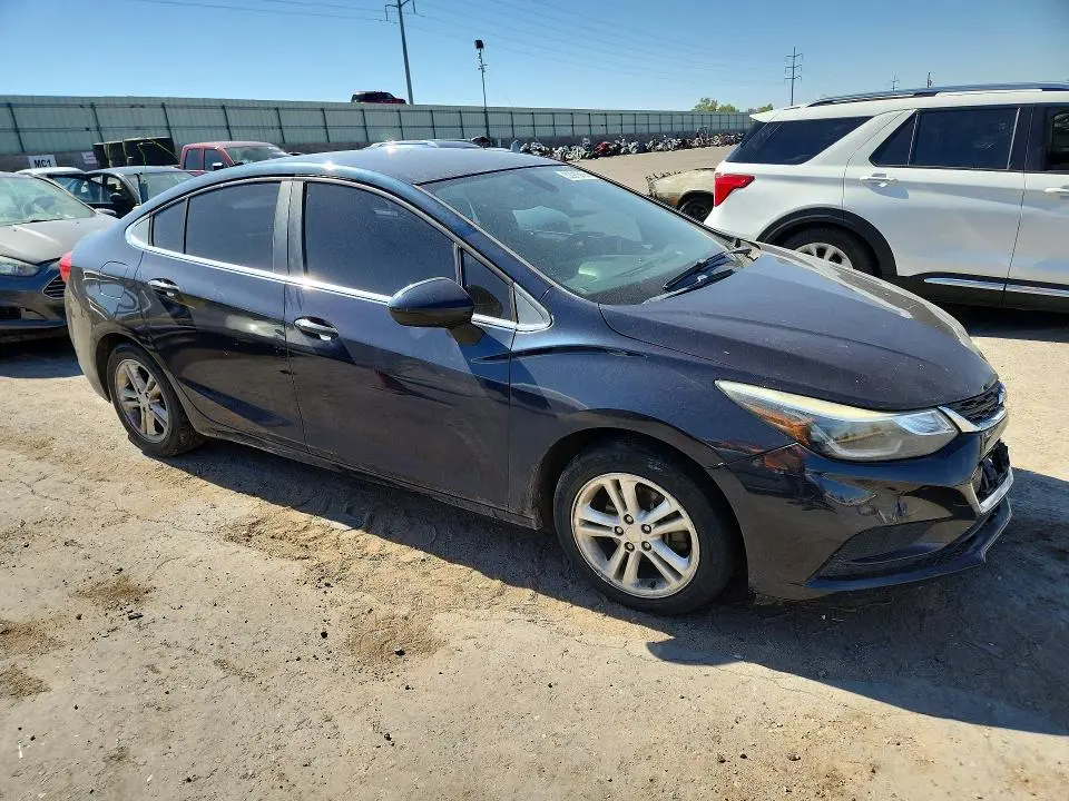 2016 CHEVROLET CRUZE LT  