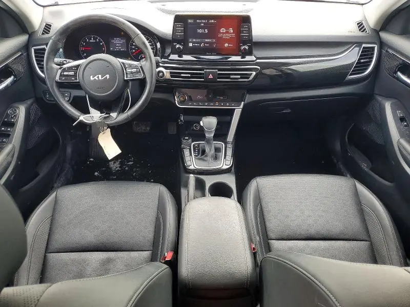 2023 KIA SELTOS S  