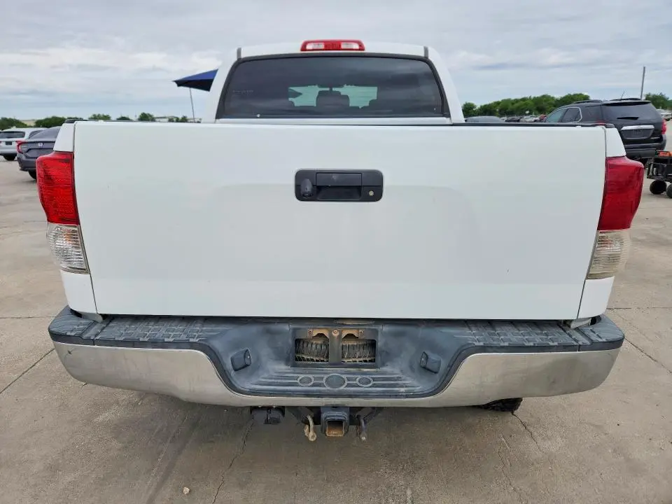 2013 TOYOTA TUNDRA CREWMAX SR5  