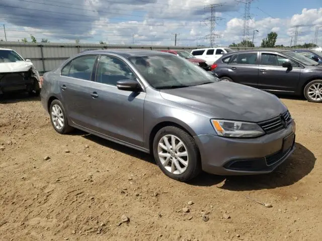 2014 VOLKSWAGEN JETTA SE  
