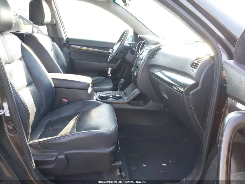 2011 KIA SORENTO EX V6