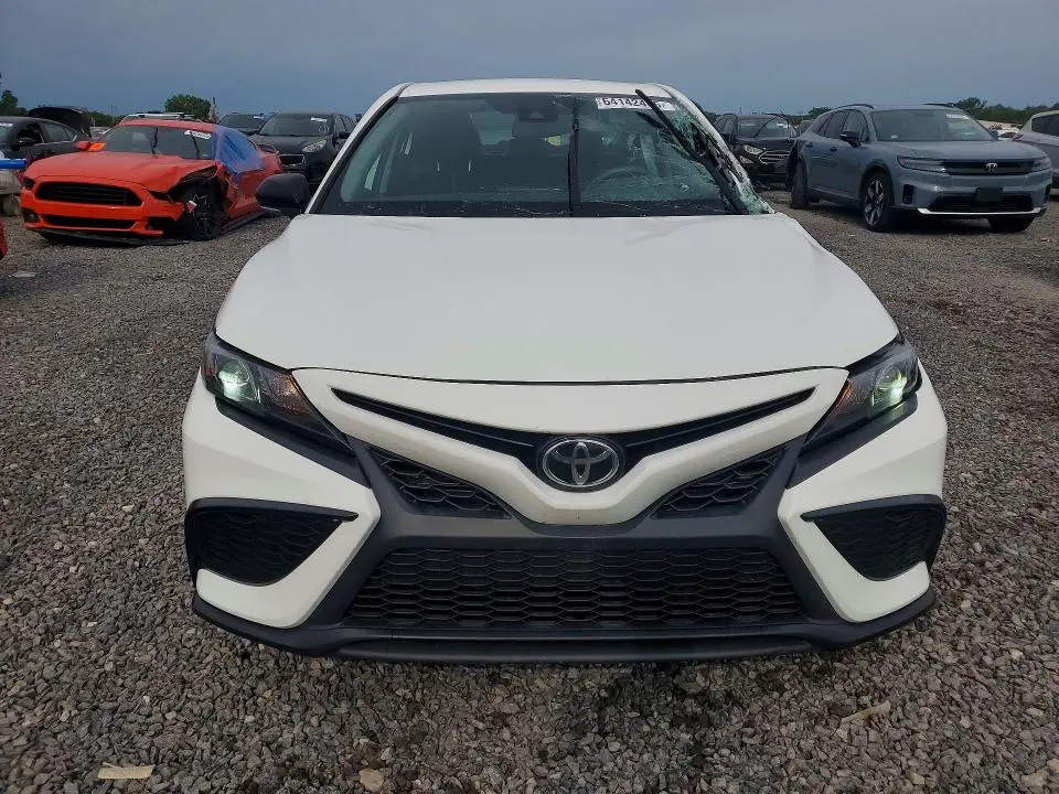 2021 TOYOTA CAMRY SE NIGHTSHADE  