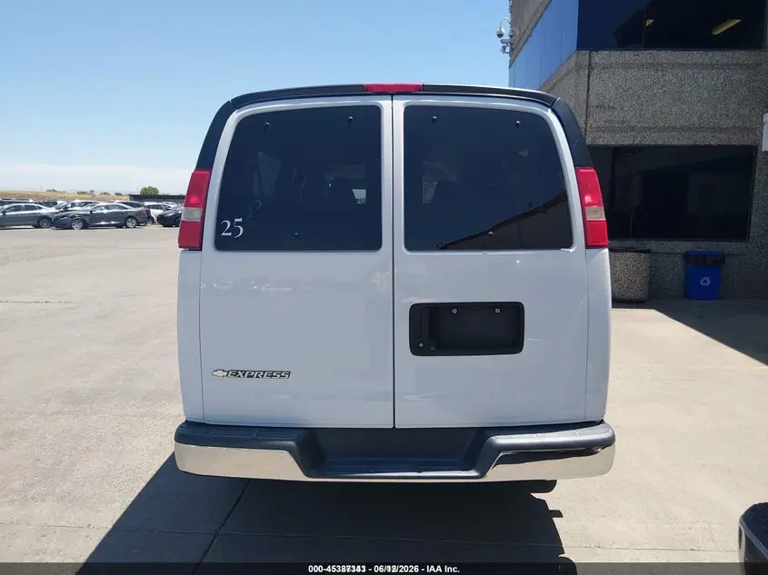 2018 CHEVROLET EXPRESS 3500 LT