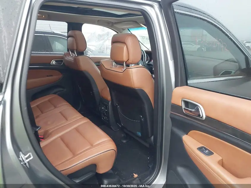 2011 JEEP GRAND CHEROKEE OVERLAND