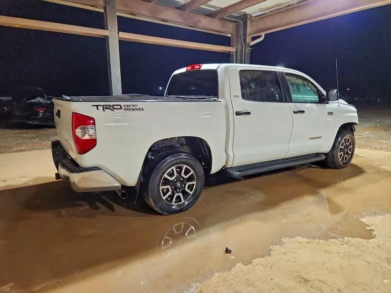 2014 TOYOTA TUNDRA CREWMAX SR5  