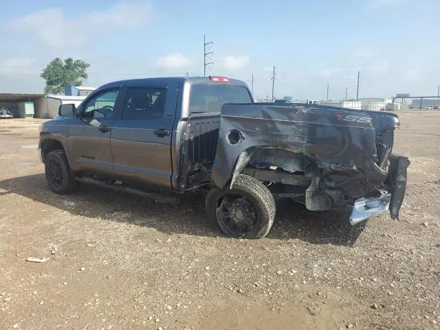 2016 TOYOTA TUNDRA CREWMAX SR5  