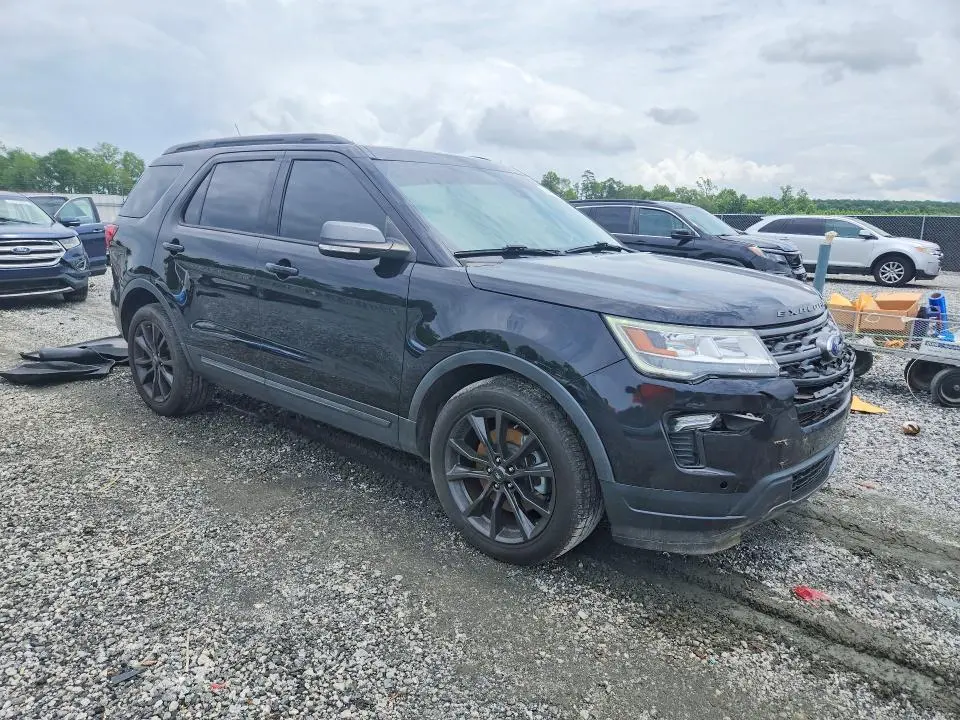 2019 FORD EXPLORER XLT  