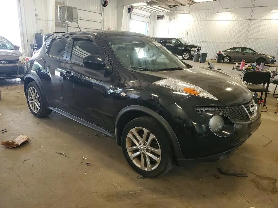2011 NISSAN JUKE S  