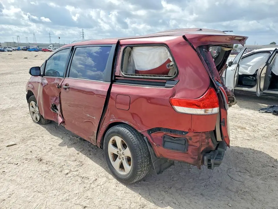 2013 TOYOTA SIENNA L 7-PASSENGER  