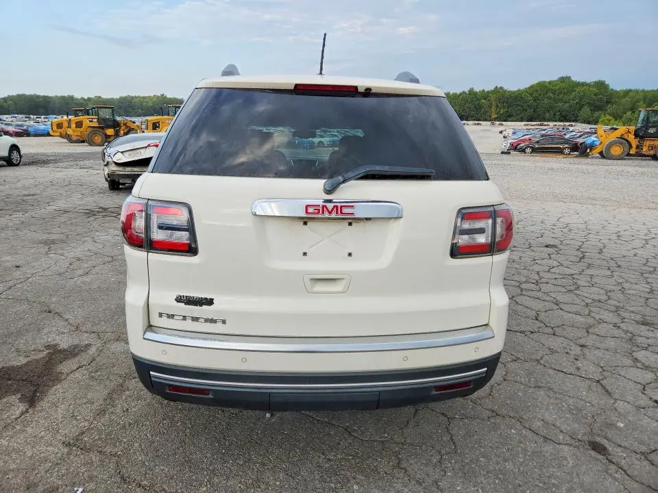 2015 GMC ACADIA SLE  