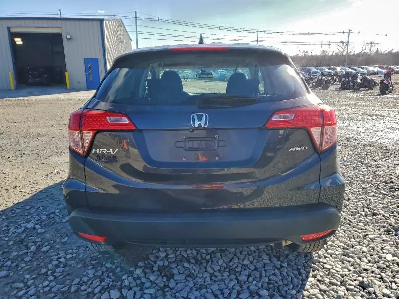 2017 HONDA HR-V LX  