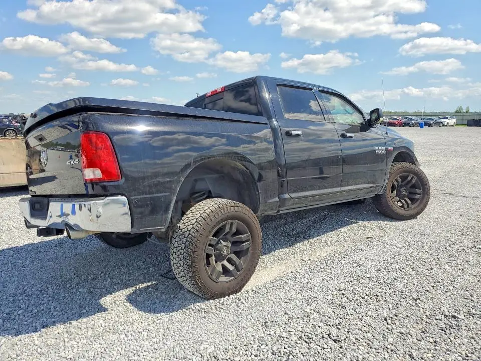 2013 RAM 1500 SLT  