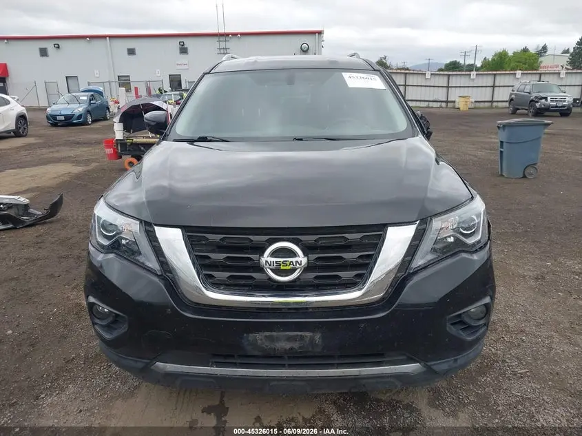 2018 NISSAN PATHFINDER SV