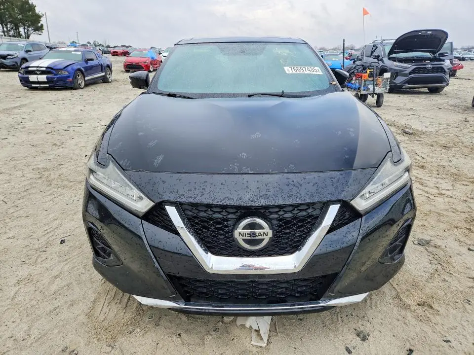 2019 NISSAN MAXIMA S  