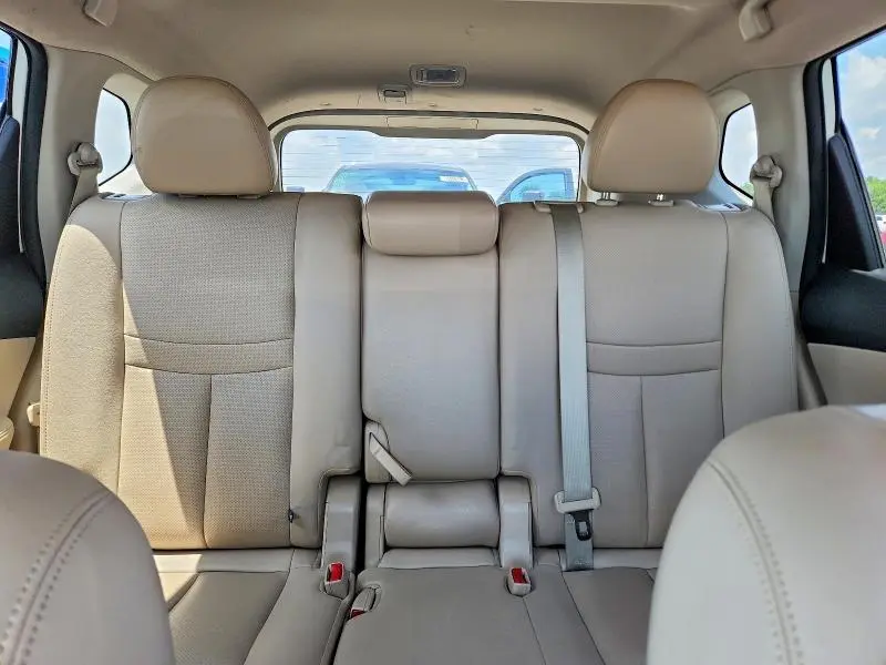 2017 NISSAN ROGUE SL  