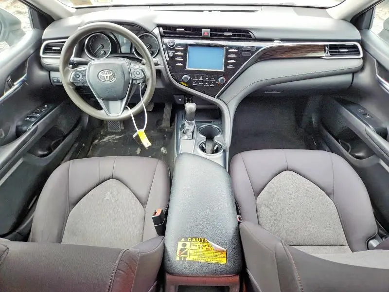 2018 TOYOTA CAMRY LE  