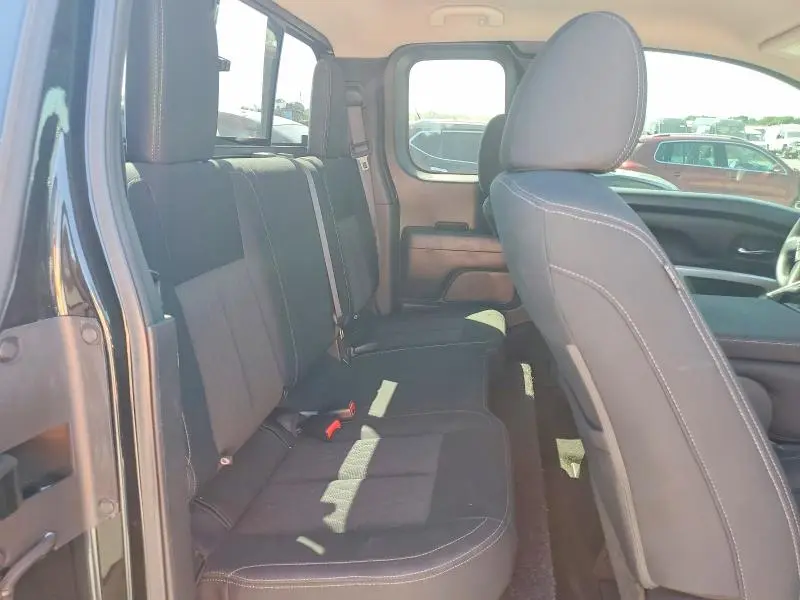 2017 NISSAN TITAN S  