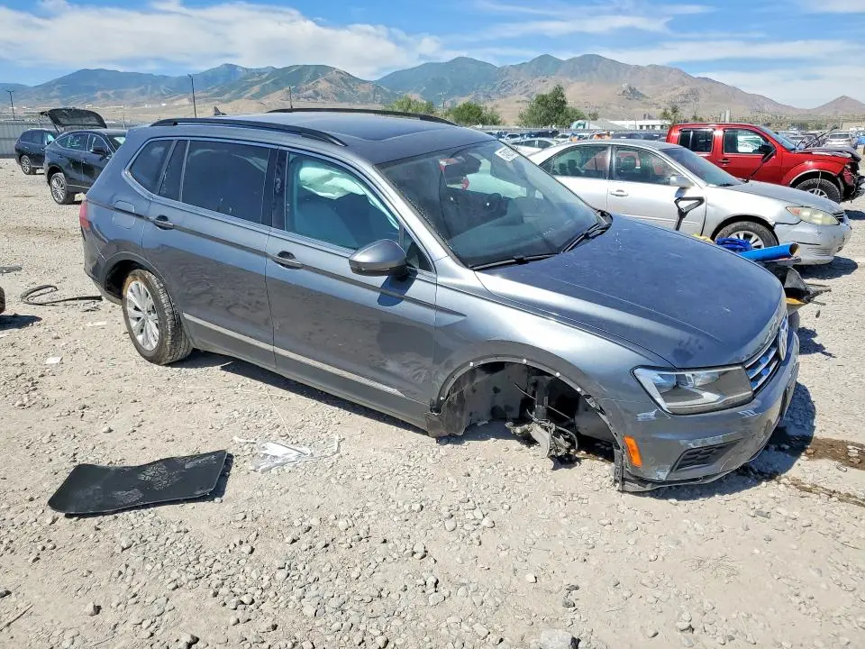 2018 VOLKSWAGEN TIGUAN SE  